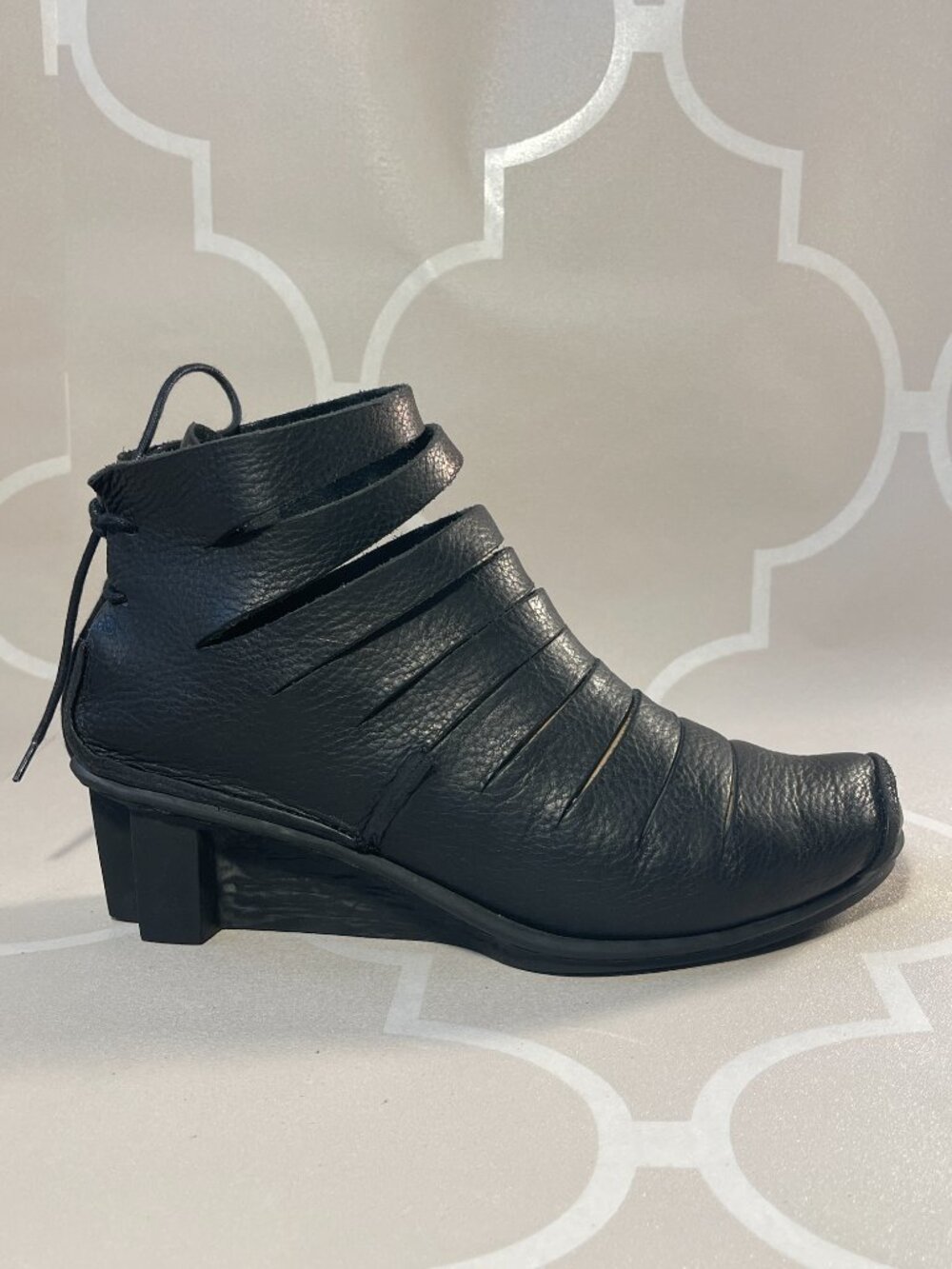 Women's Black Leather Strappy Ankle Sandal